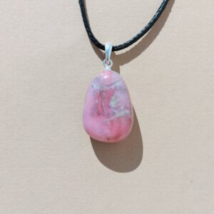 Colgante en plata de Opalo rosa.