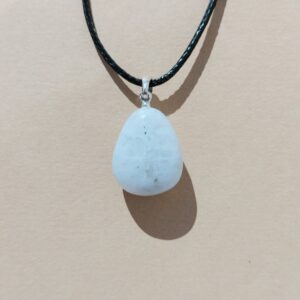 Colgante en plata de Piedra luna.