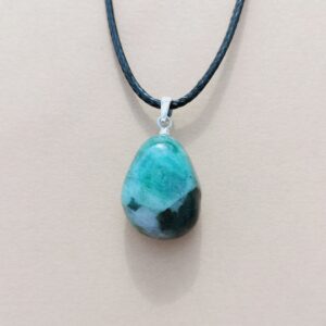 Colgante en plata de Esmeralda.