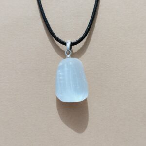 Colgante en plata de Selenita.