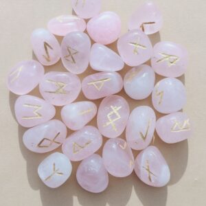 Runas de Cuarzo Rosa.