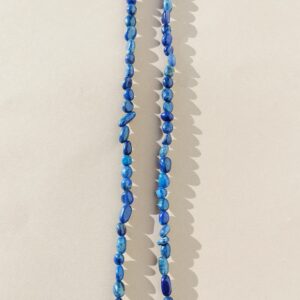 Collar de lapislazuli.
