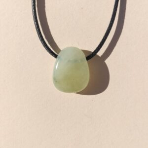 Rodado pequeño para colgar de Jade.